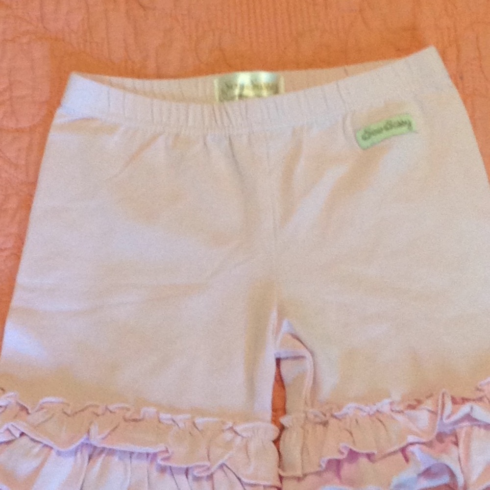 Sew Sassy Pink Knit Ruffled Shorts size 6